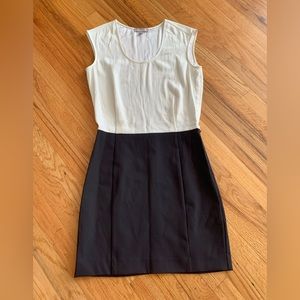Banana Republic Sleeveless Half and Half Blouson Dress